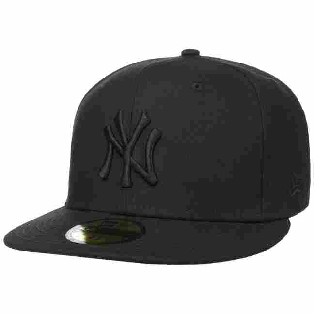 Czapka 59Fifty Black on Black Yankees by New Era - 199,95 zł